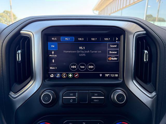 Used 2019 Chevrolet Silverado 1500 LT Trail Boss AWD/4WD image 18
