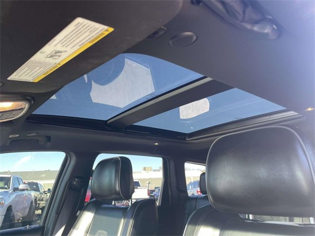 Used 2019 Jeep Grand Cherokee Overland image 18