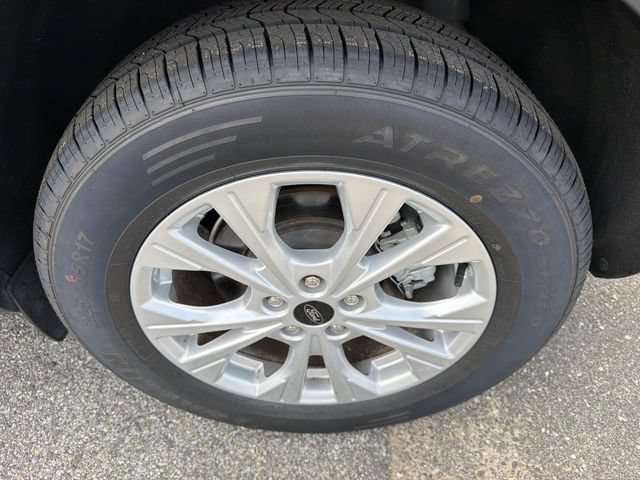 Certified 2025 Ford Escape Active AWD/4WD image 32