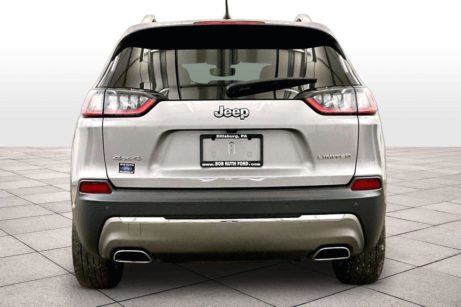 Used 2019 Jeep Cherokee Limited image 2