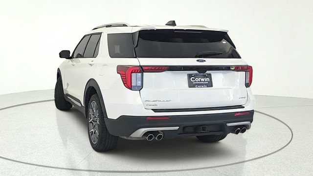 Certified 2025 Ford Explorer Platinum w/ Ultimate Package AWD/4WD image 4
