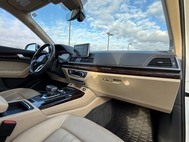 Used 2018 Audi Q5 2.0T Premium Plus w/ Premium Plus Package image 34