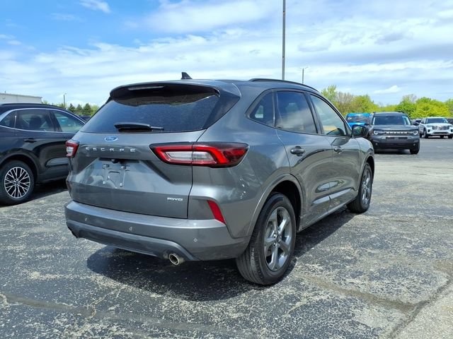 Certified 2023 Ford Escape ST-Line w/ Tech Pack #1 AWD/4WD image 6