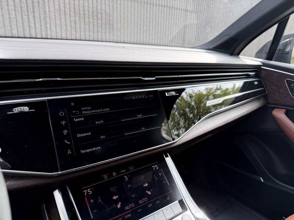 Used 2025 Audi Q7 3.0T Premium Plus image 29