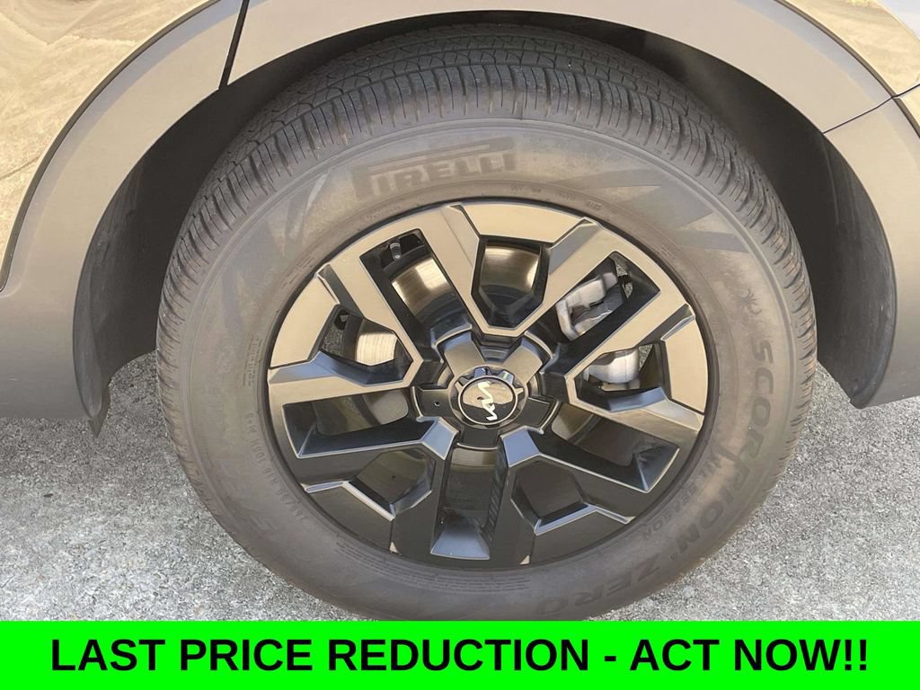 Used 2023 Kia Telluride SX X-Pro AWD/4WD image 9