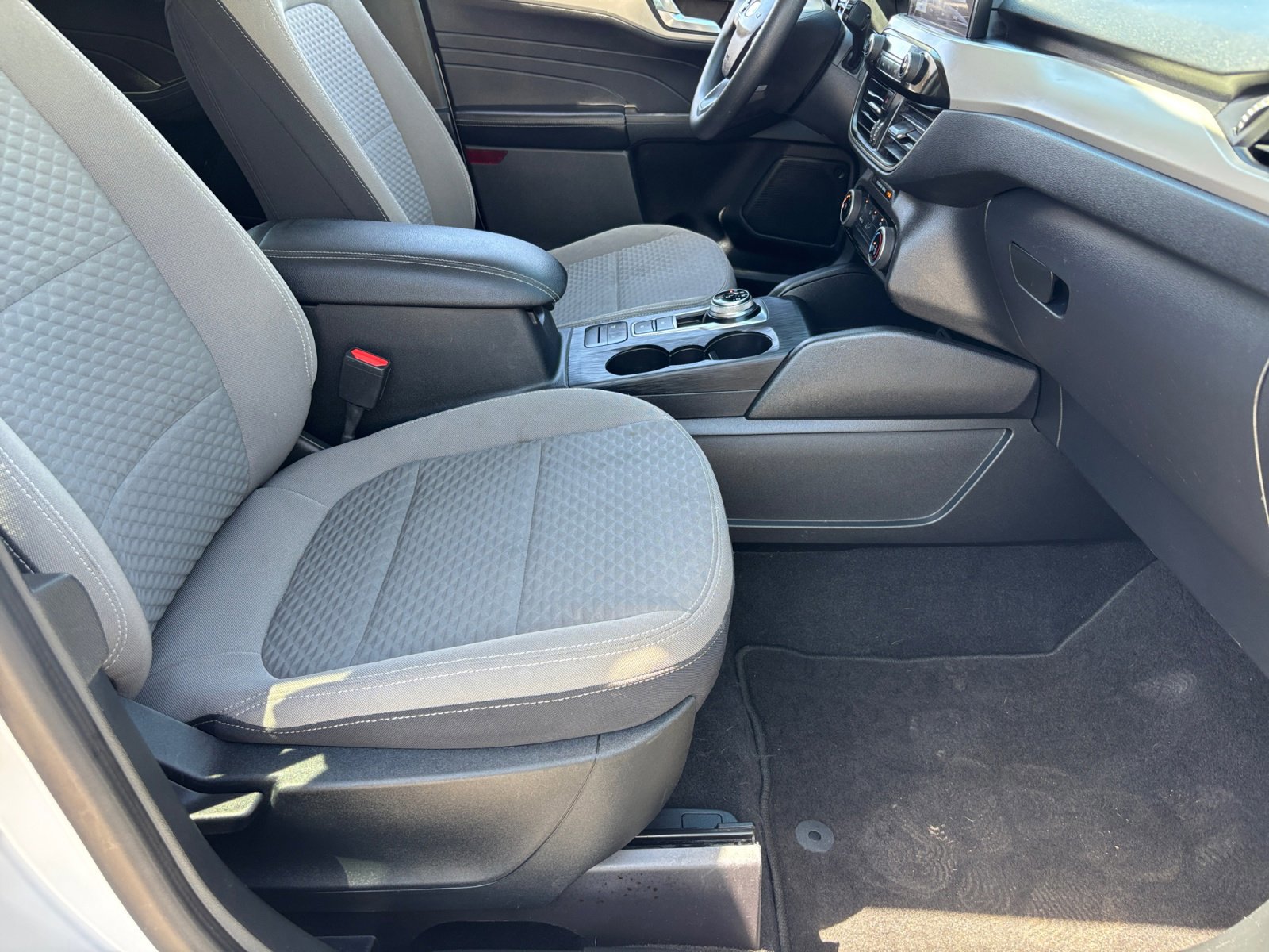 Certified 2021 Ford Escape SE image 19