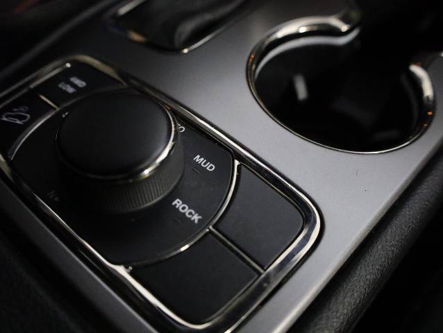 Used 2020 Jeep Grand Cherokee Limited X AWD/4WD image 28