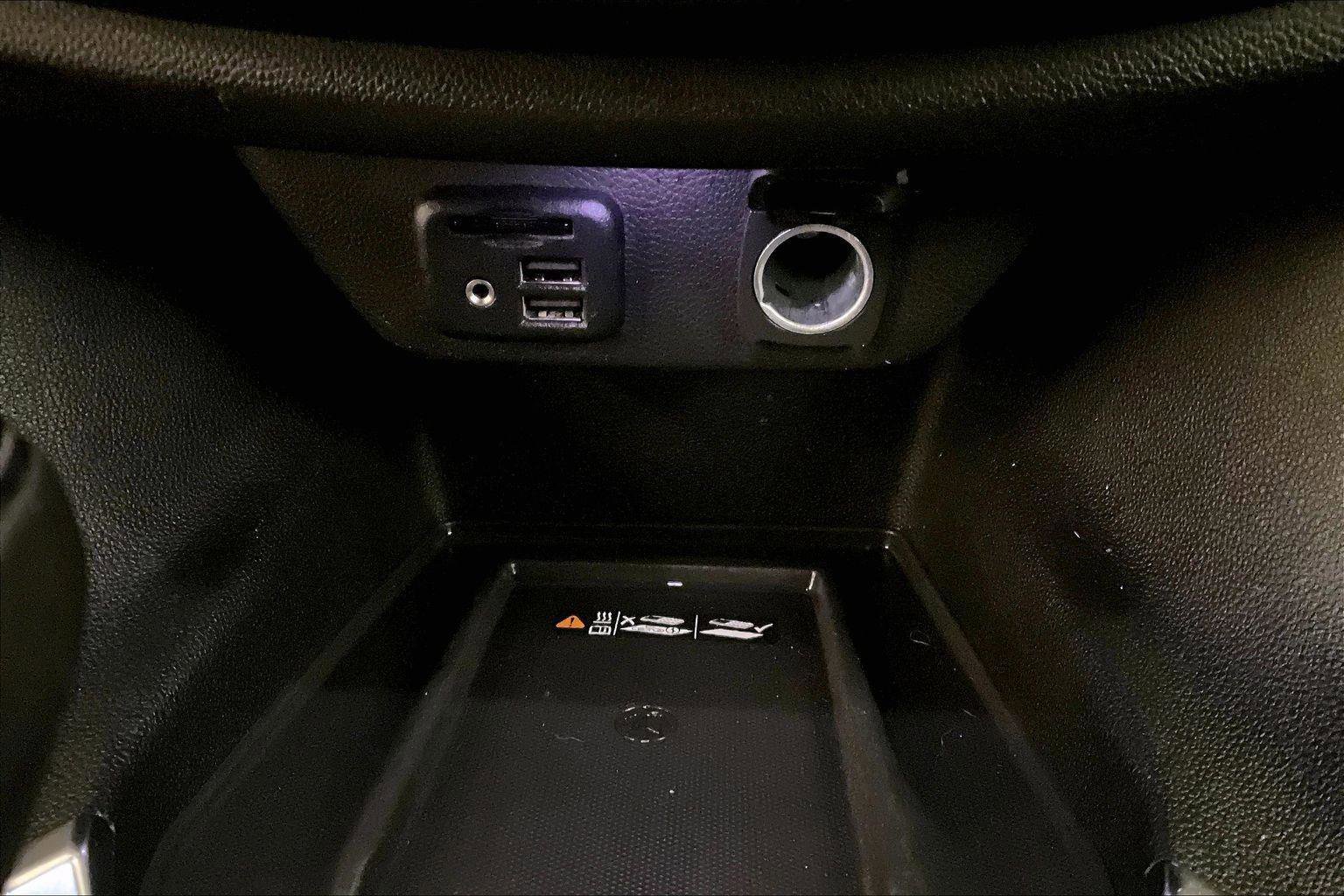 Used 2020 Chevrolet Traverse Premier w/ Redline Edition image 32