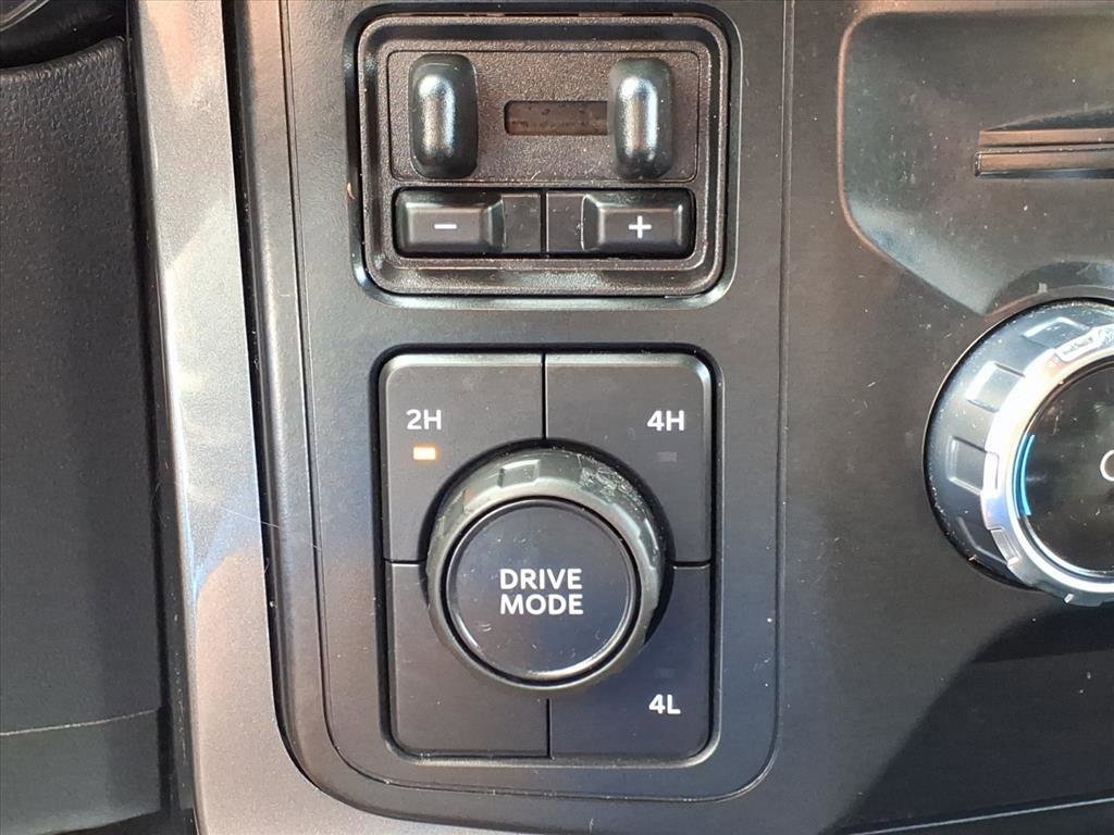 Certified 2022 Ford F150 XLT w/ Equipment Group 302A High image 19