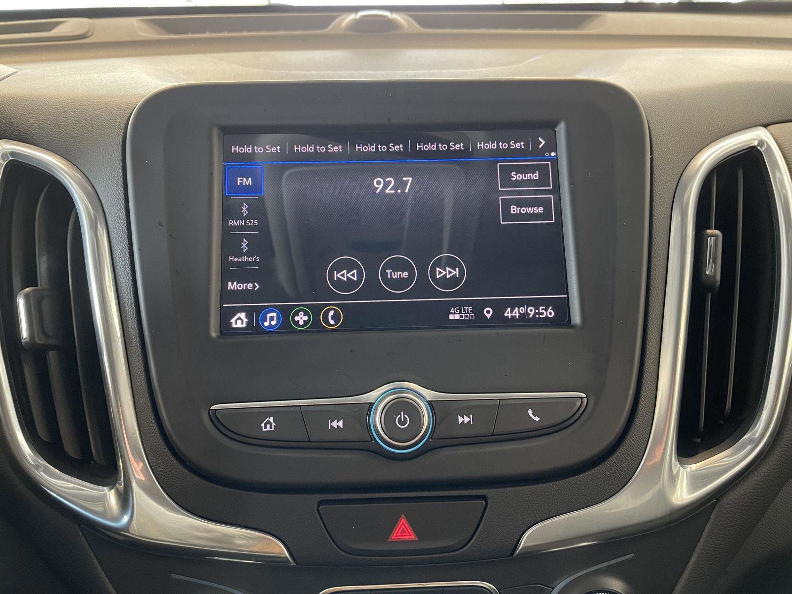 Used 2021 Chevrolet Equinox LT image 32