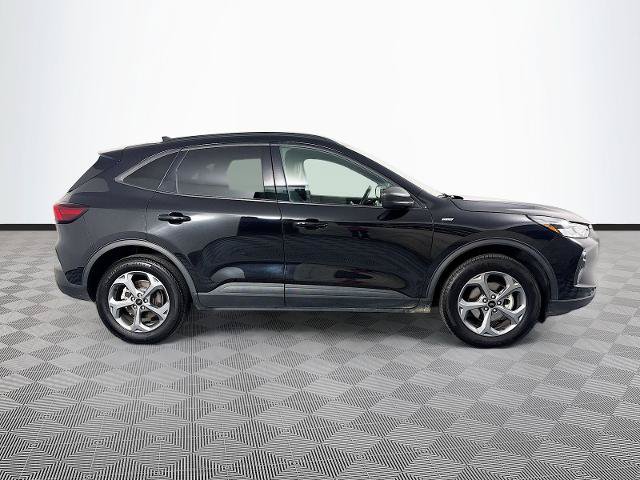 Certified 2025 Ford Escape ST-Line AWD/4WD image 8