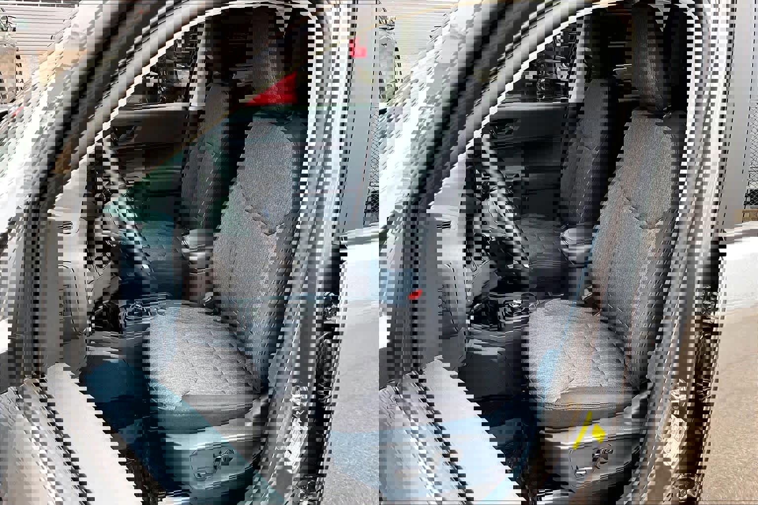 Certified 2025 Ford Maverick XLT w/ XLT Luxury Package image 11