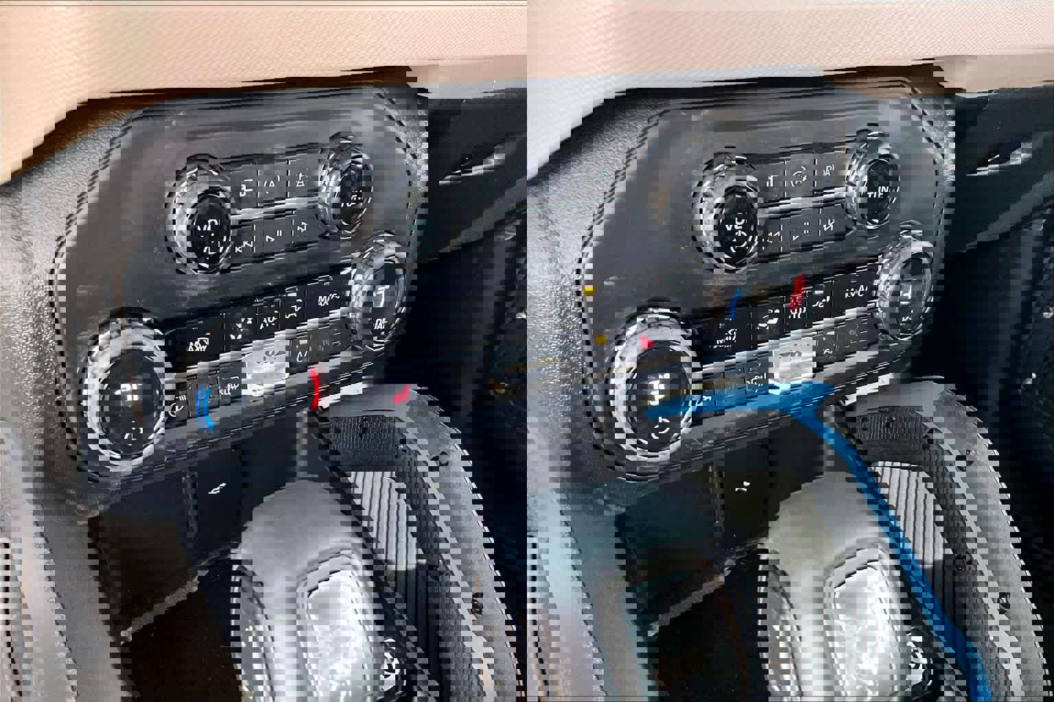 Certified 2023 Ford Bronco Wildtrak image 36