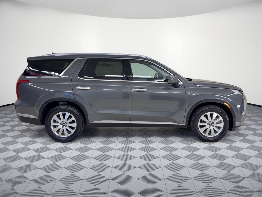 Used 2025 Hyundai Palisade SEL FWD image 8