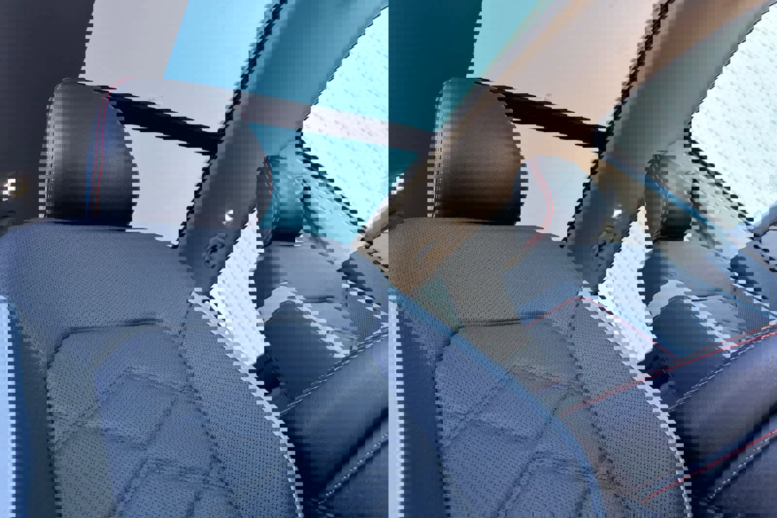 Used 2025 Volkswagen Atlas Peak Edition SE image 18