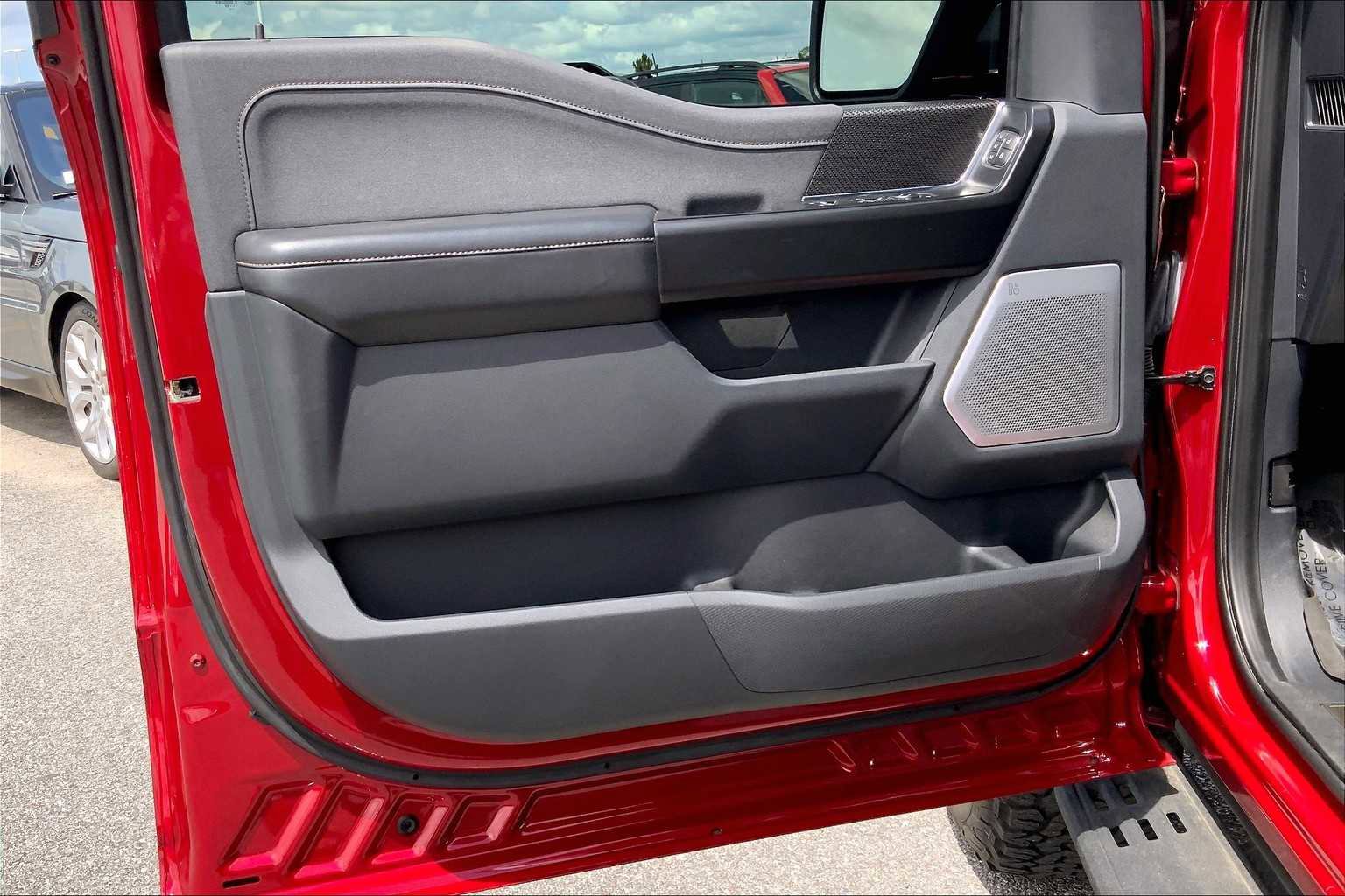 Certified 2022 Ford F150 Raptor w/ Equipment Group 801A High image 22