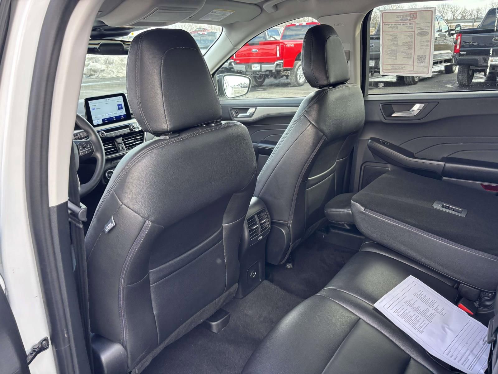 Certified 2021 Ford Escape SE w/ SE Sport Appearance Package image 29