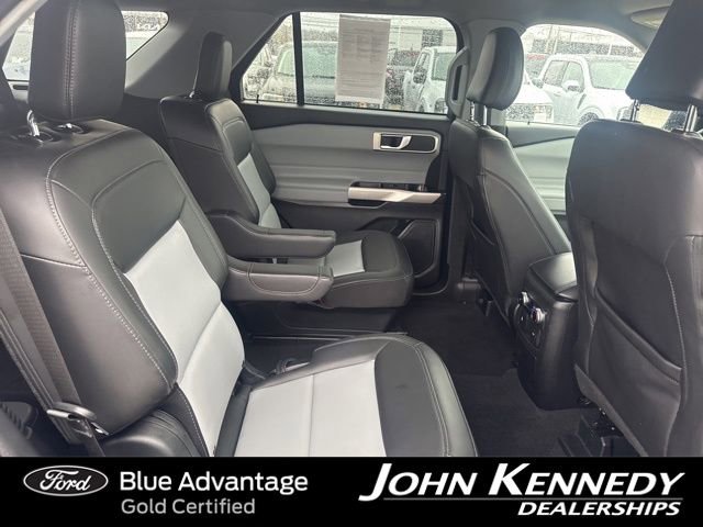 Certified 2023 Ford Explorer XLT w/ Equipment Group 202A AWD/4WD image 27