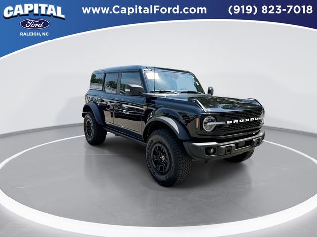 Certified 2025 Ford Bronco Badlands AWD/4WD image 2