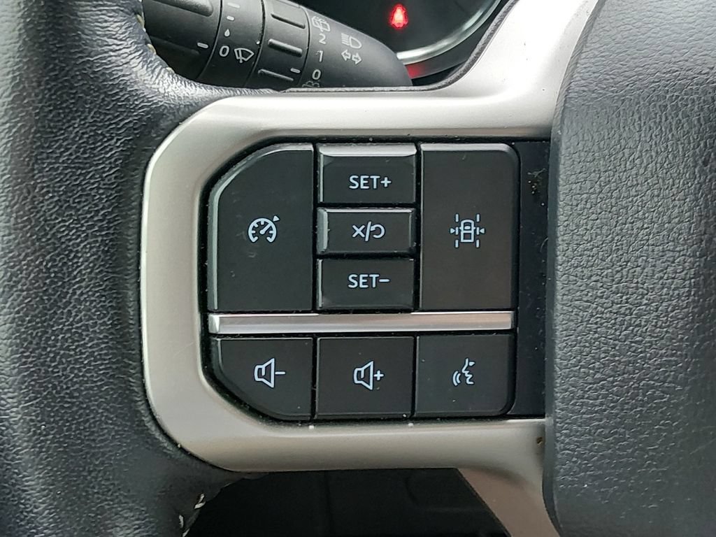 Certified 2023 Ford Expedition XLT RWD image 24