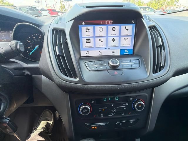 Certified 2018 Ford Escape SE w/ SE Sync 3 Package FWD image 28