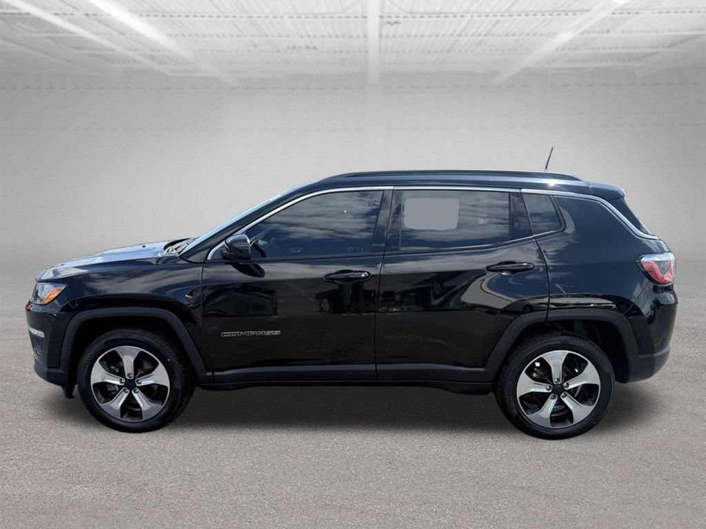Used 2018 Jeep Compass Latitude AWD/4WD image 11