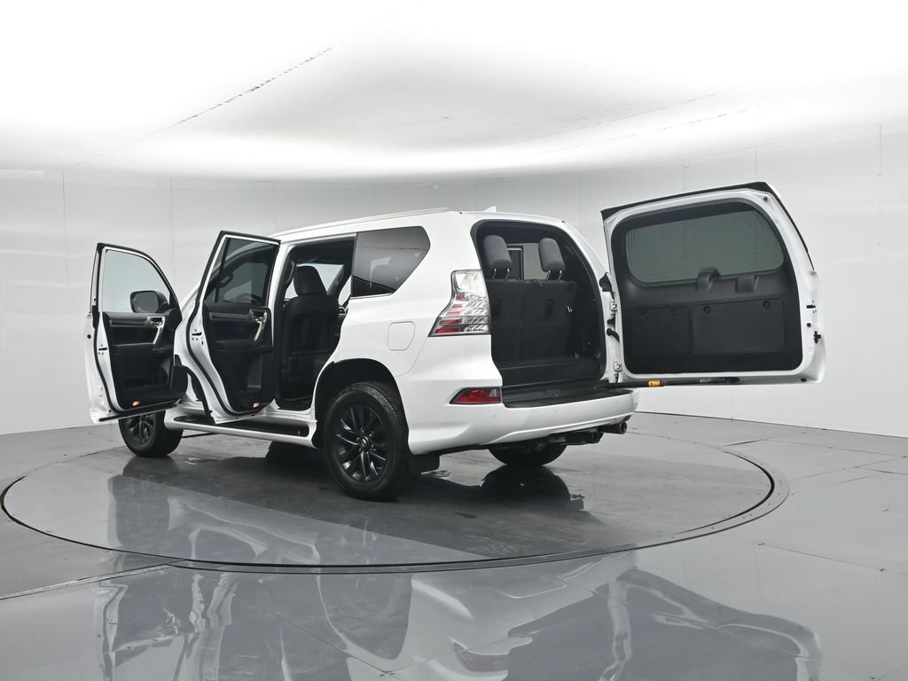Used 2021 Lexus GX 460 Premium w/ Premium Package AWD/4WD image 40