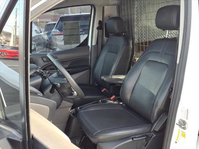Certified 2020 Ford Transit Connect XL image 3