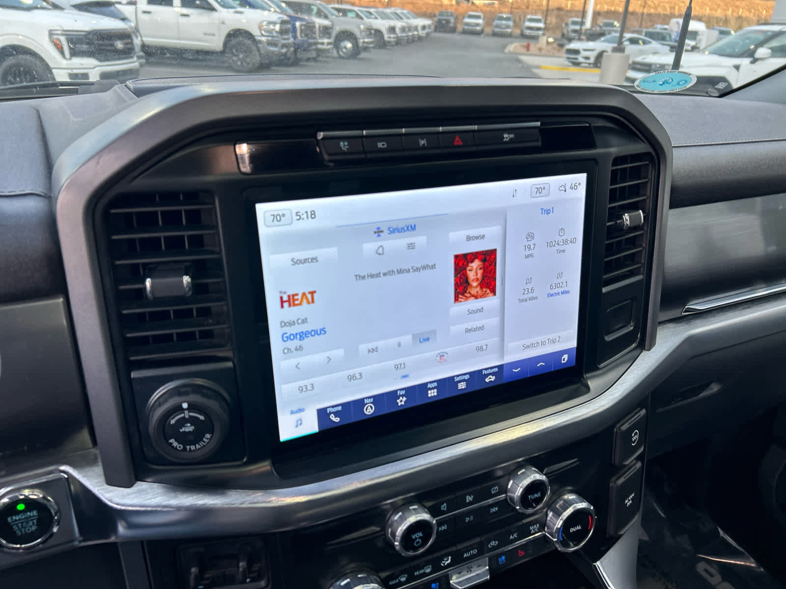 Certified 2022 Ford F150 Lariat w/ Equipment Group 502A High image 35