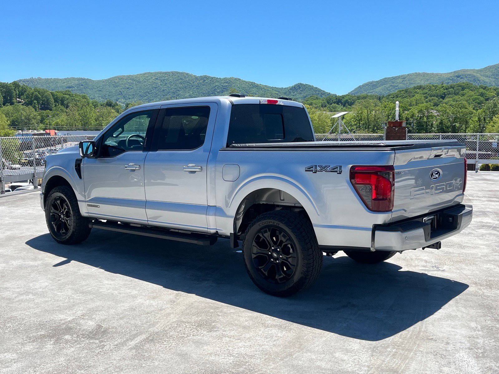 Certified 2024 Ford F150 XLT w/ Equipment Group 302A MID AWD/4WD image 5