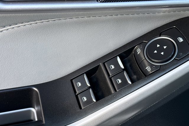 Certified 2022 Ford Explorer XLT w/ Equipment Group 202A image 11