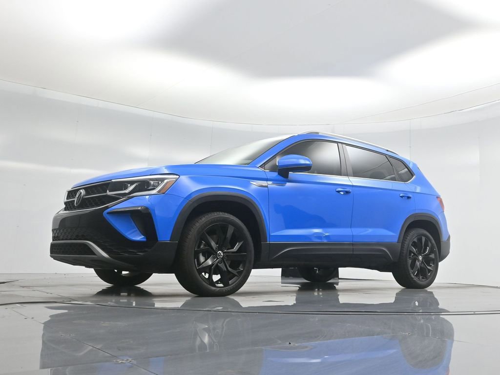 Used 2022 Volkswagen Taos SEL w/ Panoramic Sunroof Package image 27