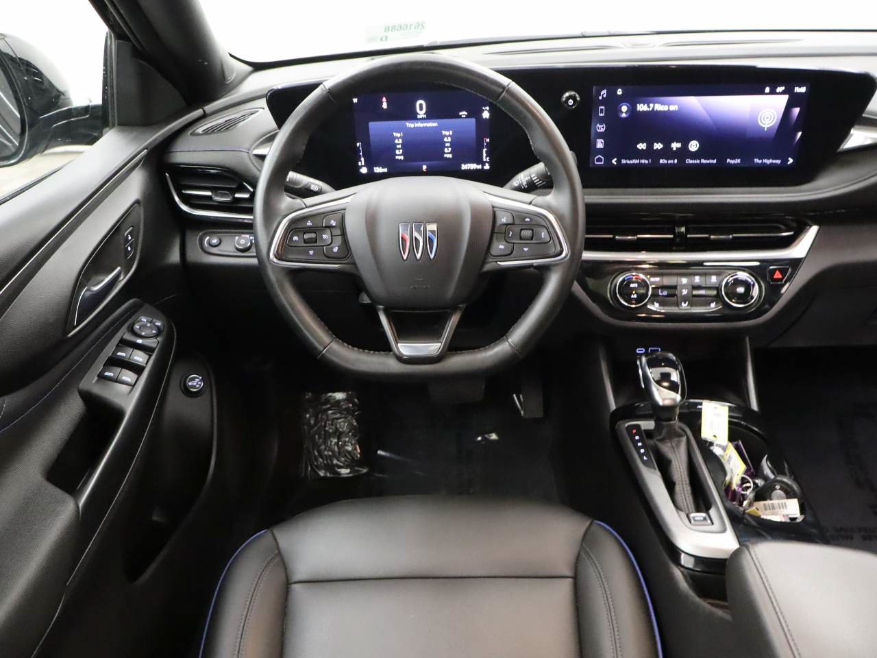 Used 2024 Buick Envista Sport Touring w/ Convenience I Package FWD image 14