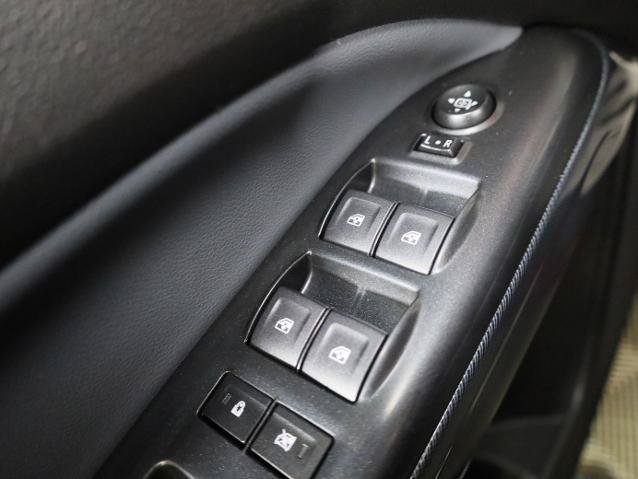 Used 2021 Chevrolet Colorado Z71 AWD/4WD image 19
