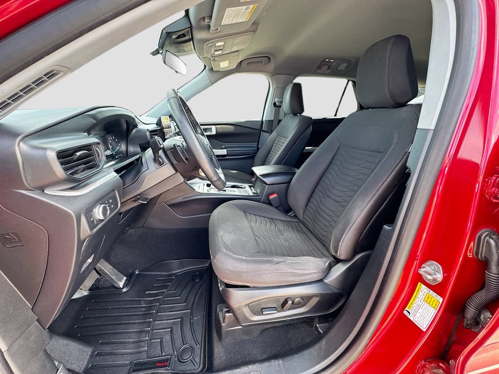 Certified 2020 Ford Explorer XLT RWD image 20