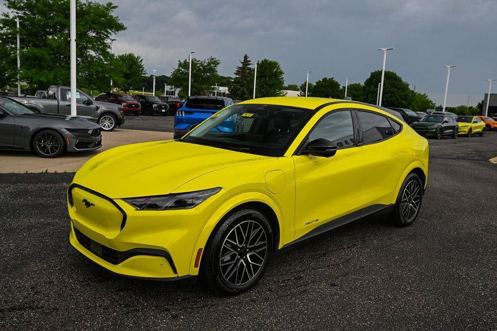 Certified 2025 Ford Mustang Mach-E Premium AWD/4WD image 9