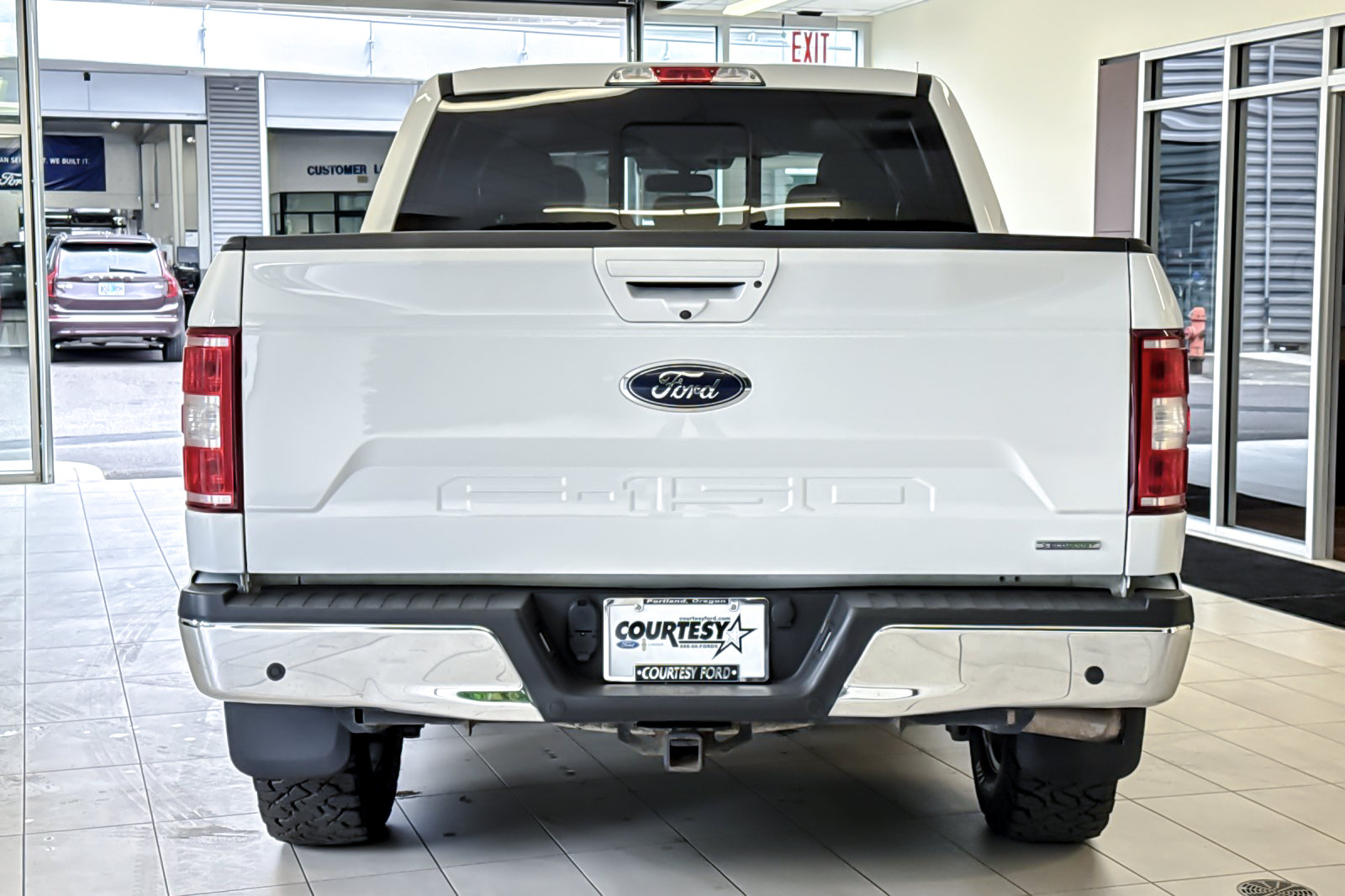 Certified 2019 Ford F150 Lariat w/ FX4 Off-Road Package AWD/4WD image 5