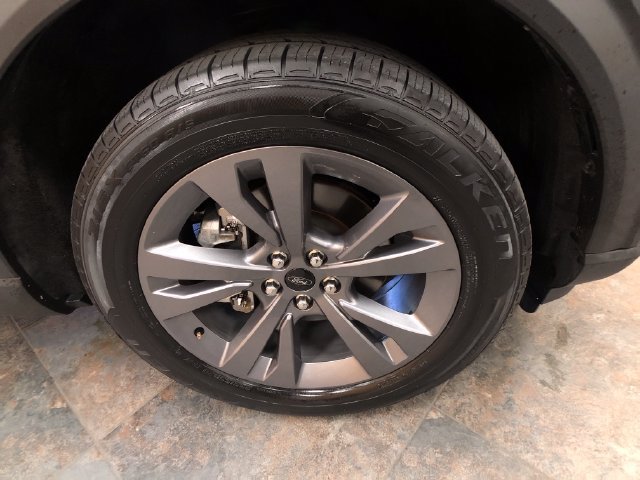 Certified 2022 Ford Explorer XLT w/ Equipment Group 202A AWD/4WD image 9