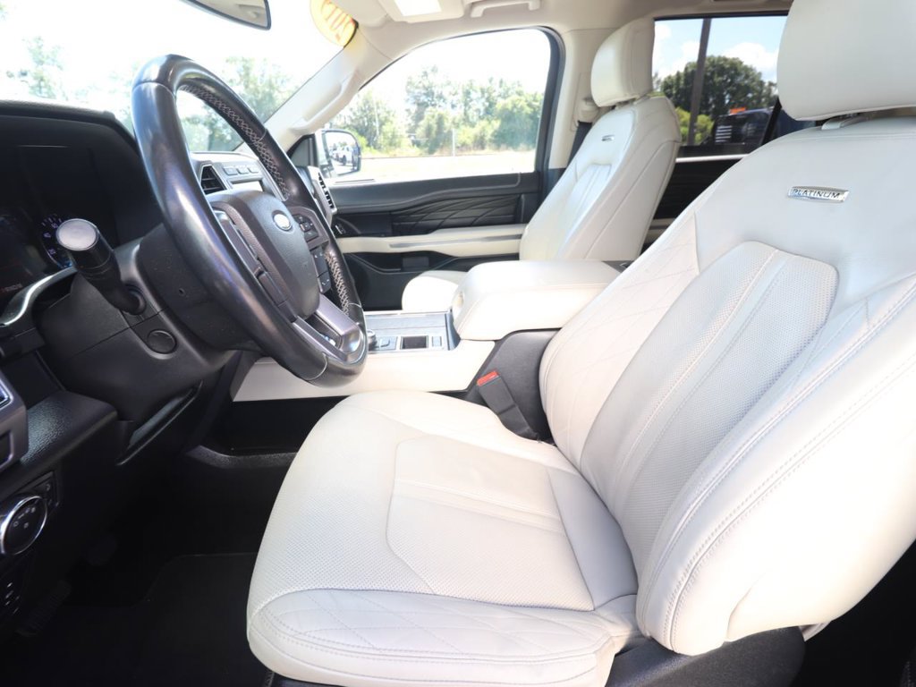Certified 2019 Ford Expedition Platinum RWD image 2