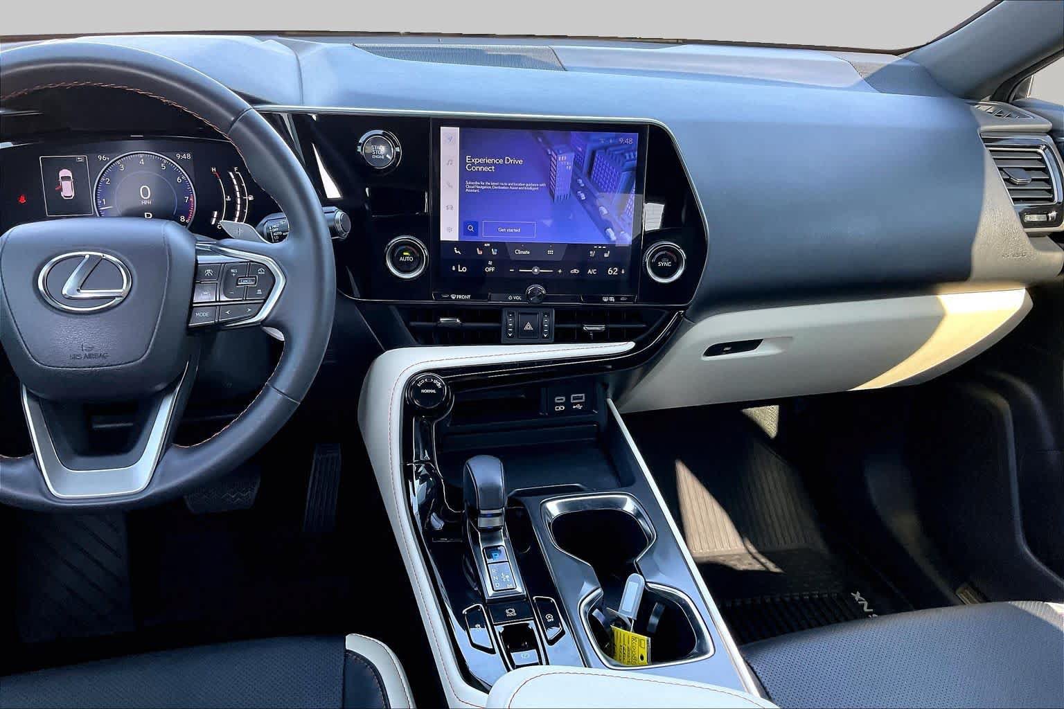 Used 2024 Lexus NX 250 FWD w/ Towing Package (2000 Lbs) image 7