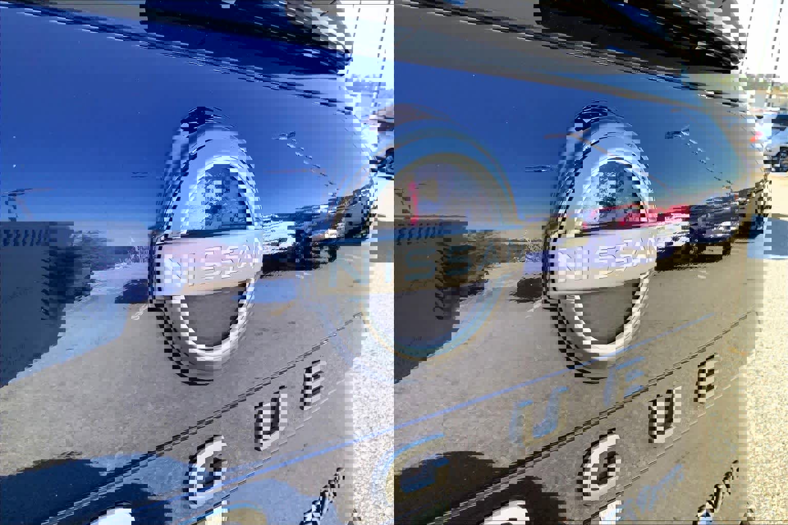 Used 2024 Nissan Rogue SV image 29