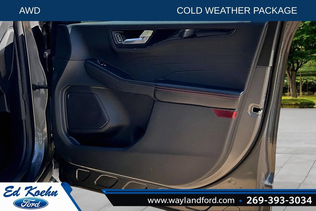 Certified 2023 Ford Escape ST-Line AWD/4WD image 23