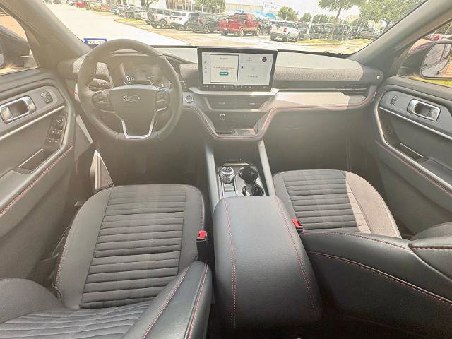 Certified 2025 Ford Explorer ST-Line w/ Premium Package RWD image 12