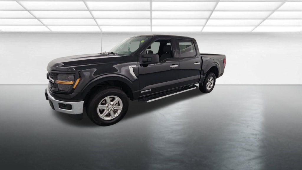 Certified 2024 Ford F150 XLT w/ Mobile Office Package AWD/4WD image 4