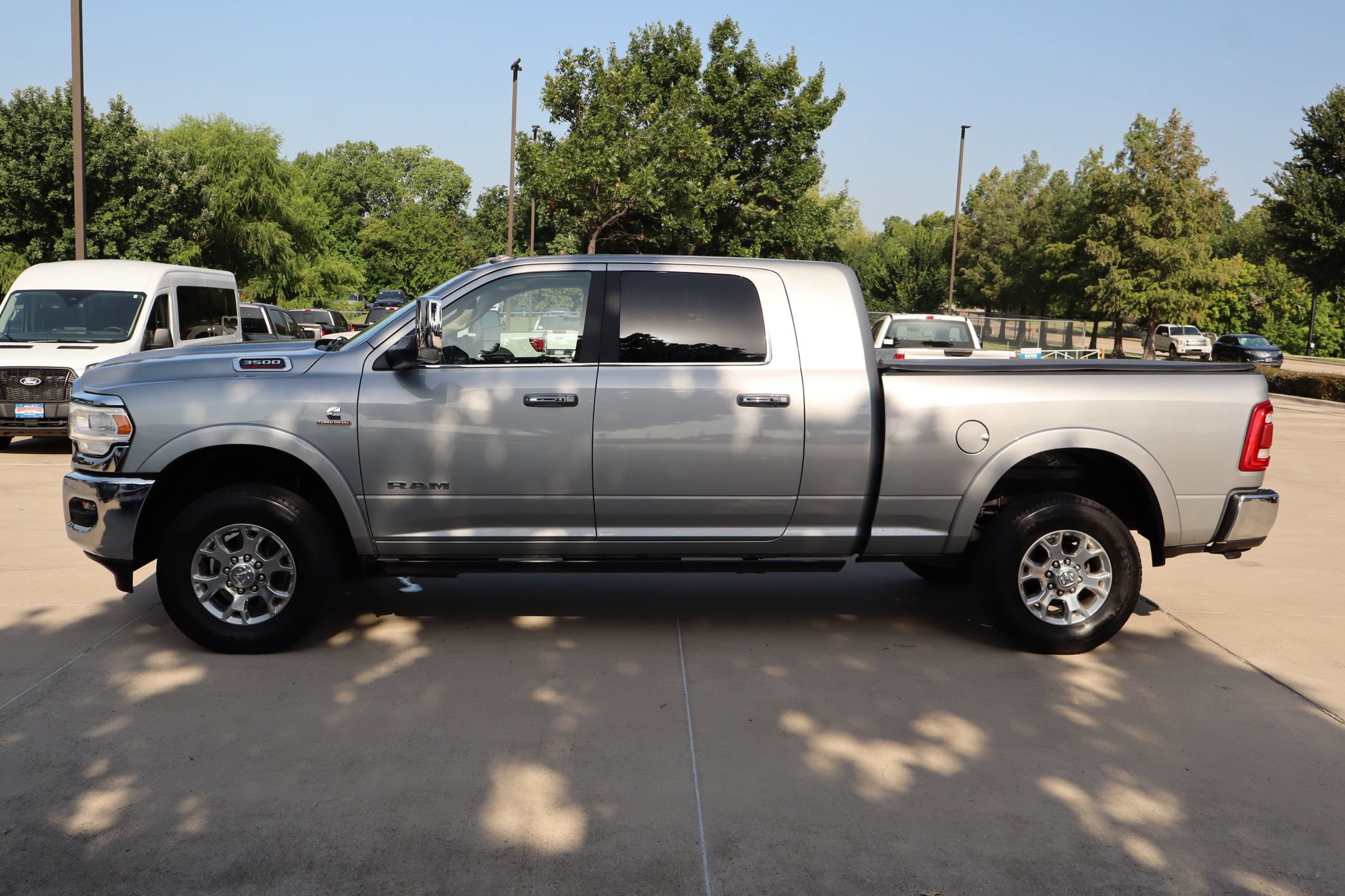Used 2022 RAM 3500 Laramie AWD/4WD image 7