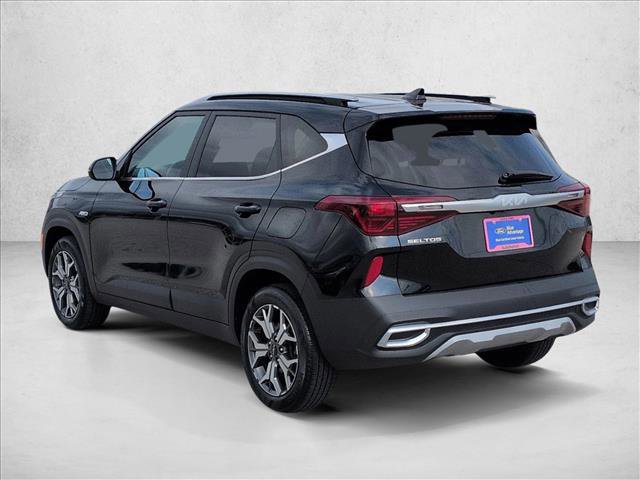 Used 2023 Kia Seltos EX image 5