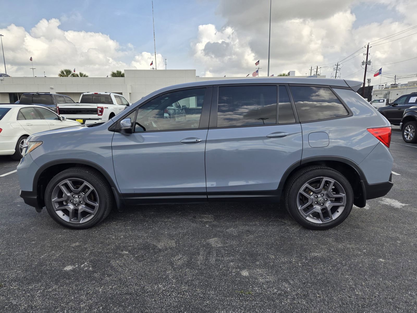 Used 2022 Honda Passport EX-L image 5