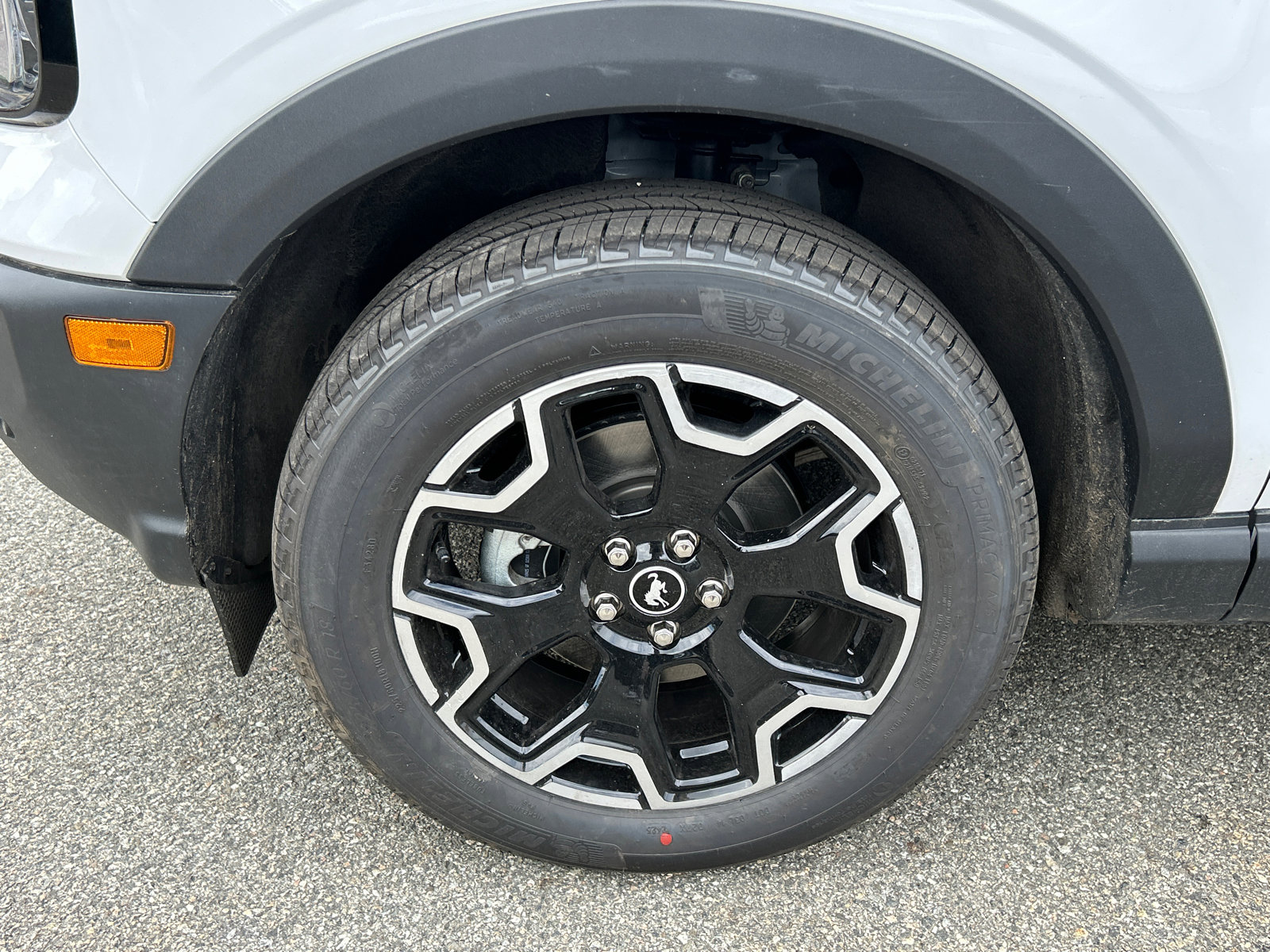 Certified 2025 Ford Bronco Sport Outer Banks w/ Outer Banks Tech Package+ AWD/4WD image 8