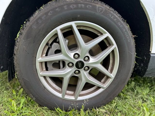 Certified 2023 Ford Edge SEL image 17