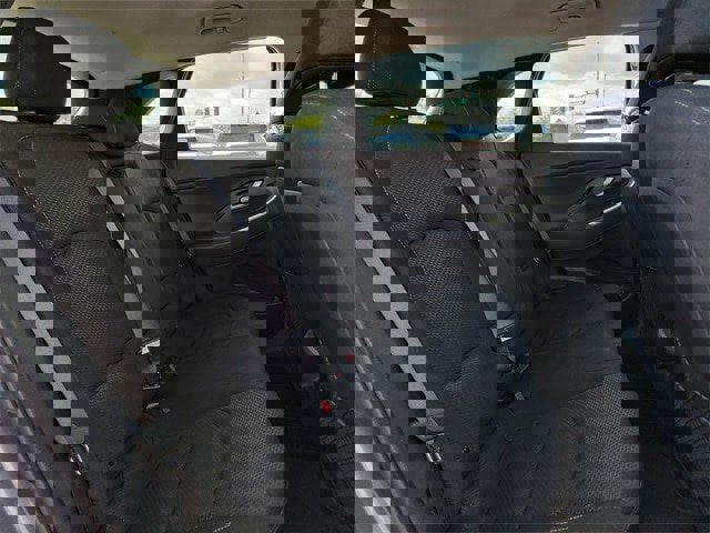 Used 2019 Hyundai Elantra GT image 23